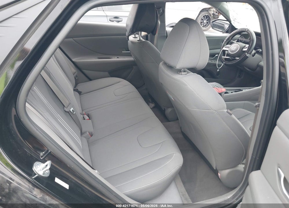2023 HYUNDAI ELANTRA SEL VIN: KMHLS4AG3PU572771