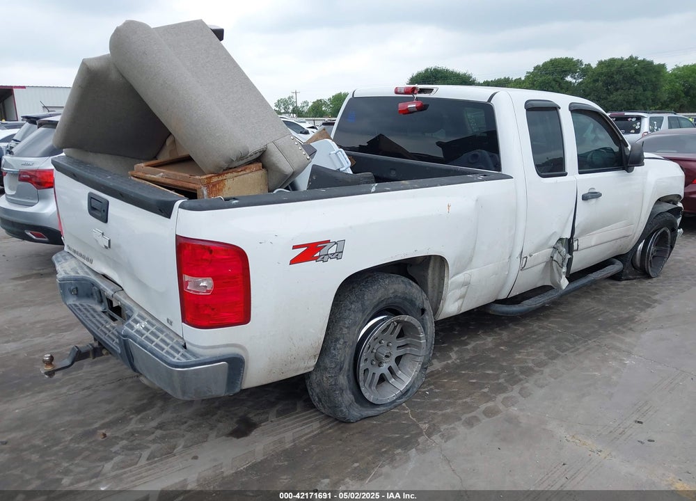 2008 CHEVROLET SILVERADO 1500 LT1 VIN: 1GCEK19J18Z284540