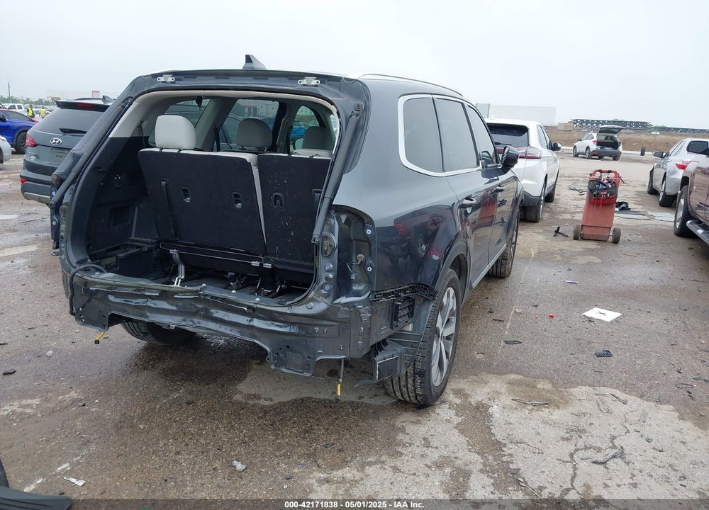 2022 KIA TELLURIDE VIN: 5XYP34HC0NG195434
