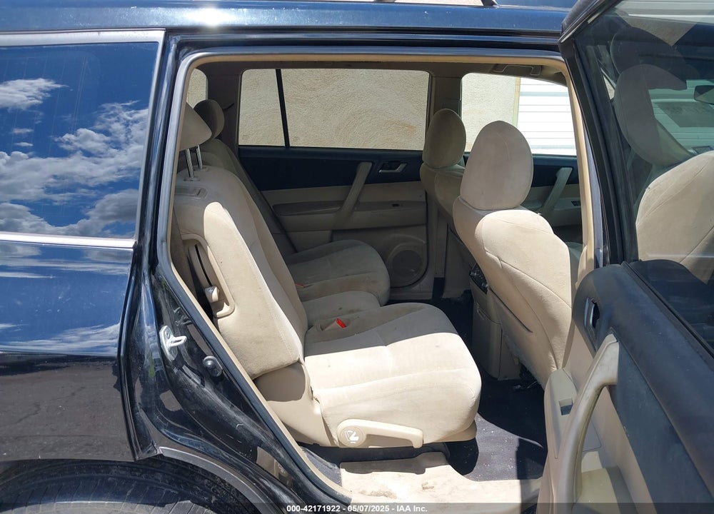 2012 TOYOTA HIGHLANDER SE VIN: 5TDBK3EH5CS164932