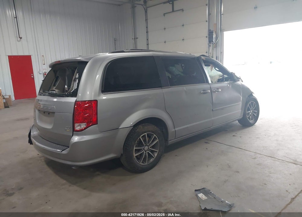 2017 DODGE GRAND CARAVAN SXT VIN: 2C4RDGCG8HR737865