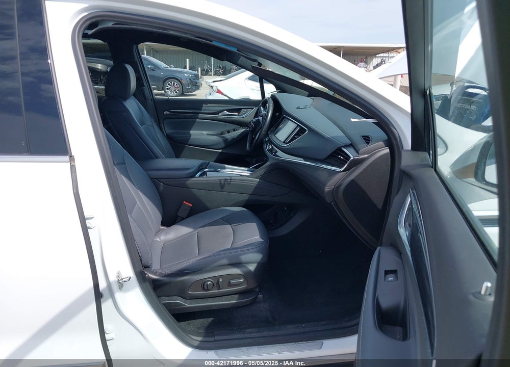 2022 BUICK ENCLAVE VIN: 5GAERBKW6NJ113463