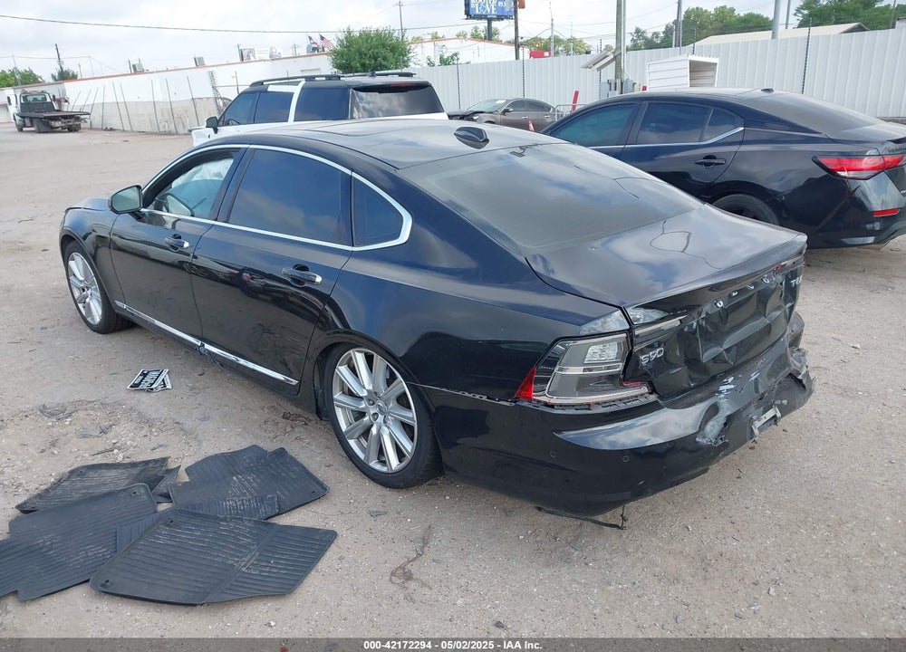 2018 VOLVO S90 VIN: LVY992ML3JP006180