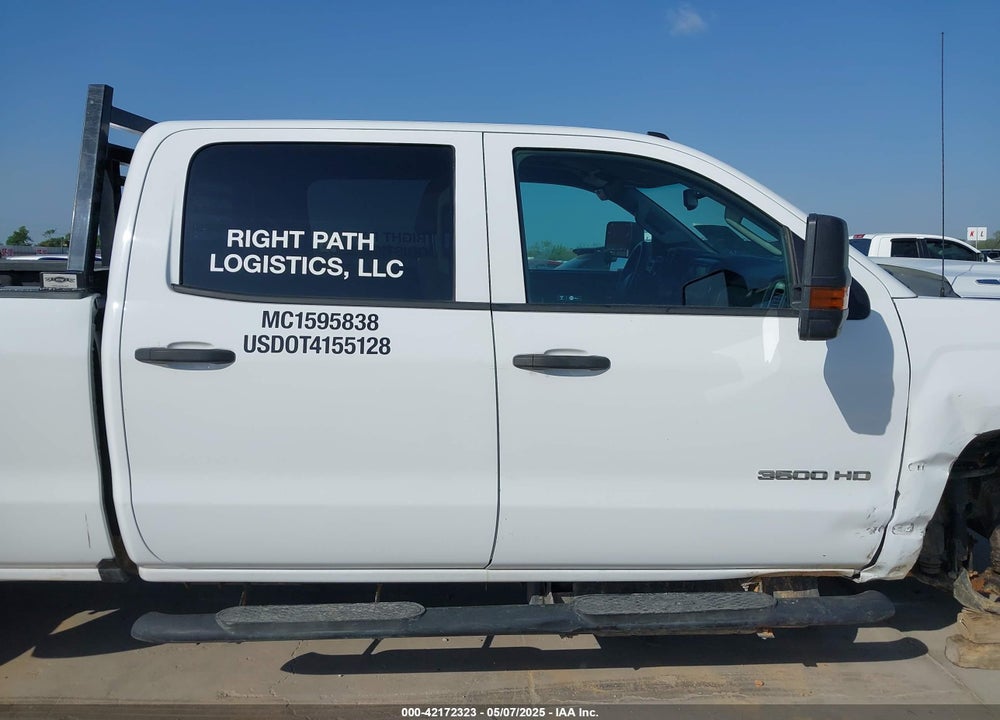 2018 CHEVROLET SILVERADO 3500HD WT VIN: 1GC4KYCYXJF167329