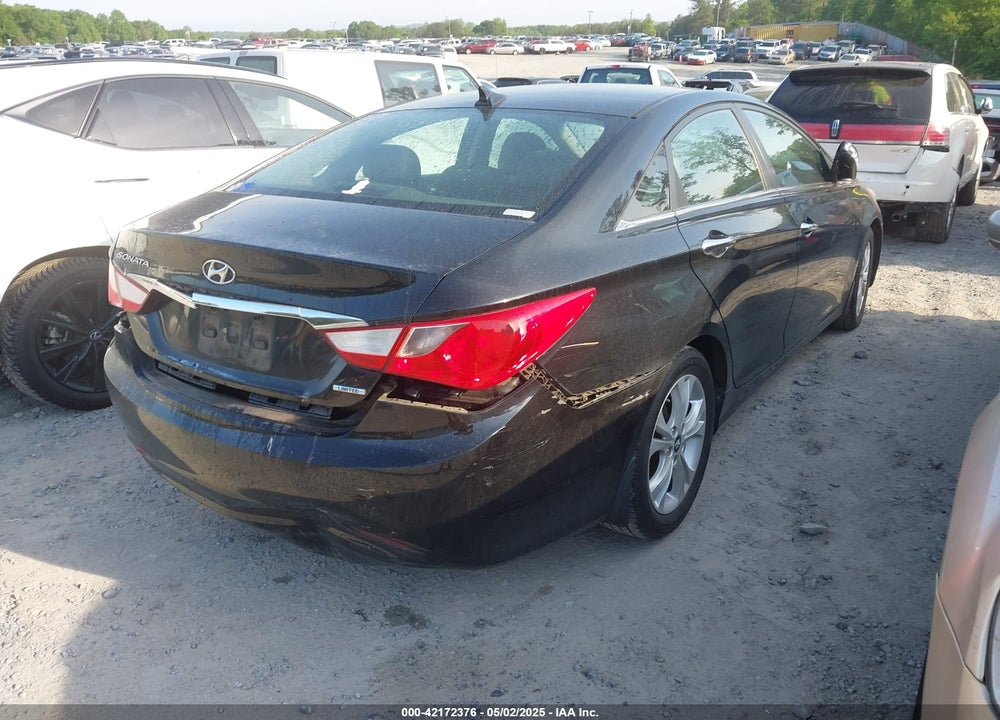 2011 HYUNDAI SONATA VIN: 5NPEC4AC8BH114718