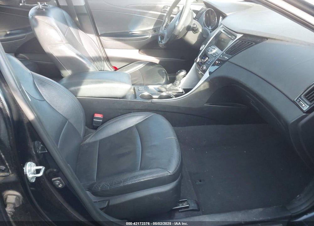 2011 HYUNDAI SONATA VIN: 5NPEC4AC8BH114718