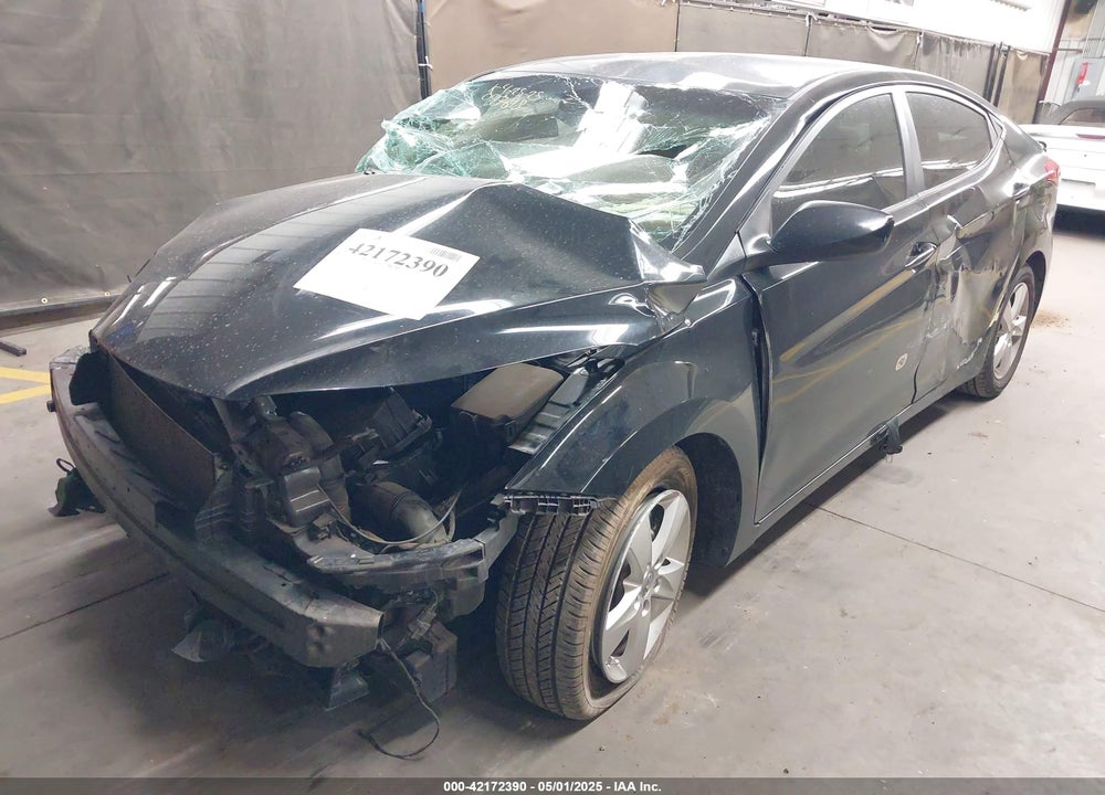2012 HYUNDAI ELANTRA VIN: 5NPDH4AE5CH097618