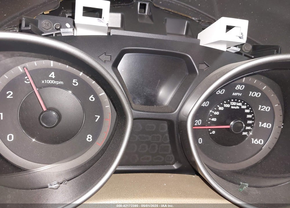 2012 HYUNDAI ELANTRA VIN: 5NPDH4AE5CH097618