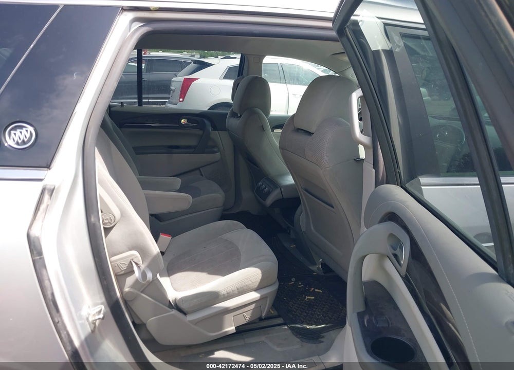 2017 BUICK ENCLAVE VIN: 5GAKRAKD5HJ233142