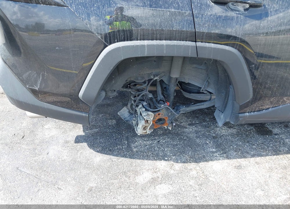 2022 TOYOTA RAV4 VIN: 2T3C1RFVXNC195269