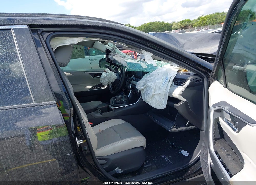 2022 TOYOTA RAV4 VIN: 2T3C1RFVXNC195269
