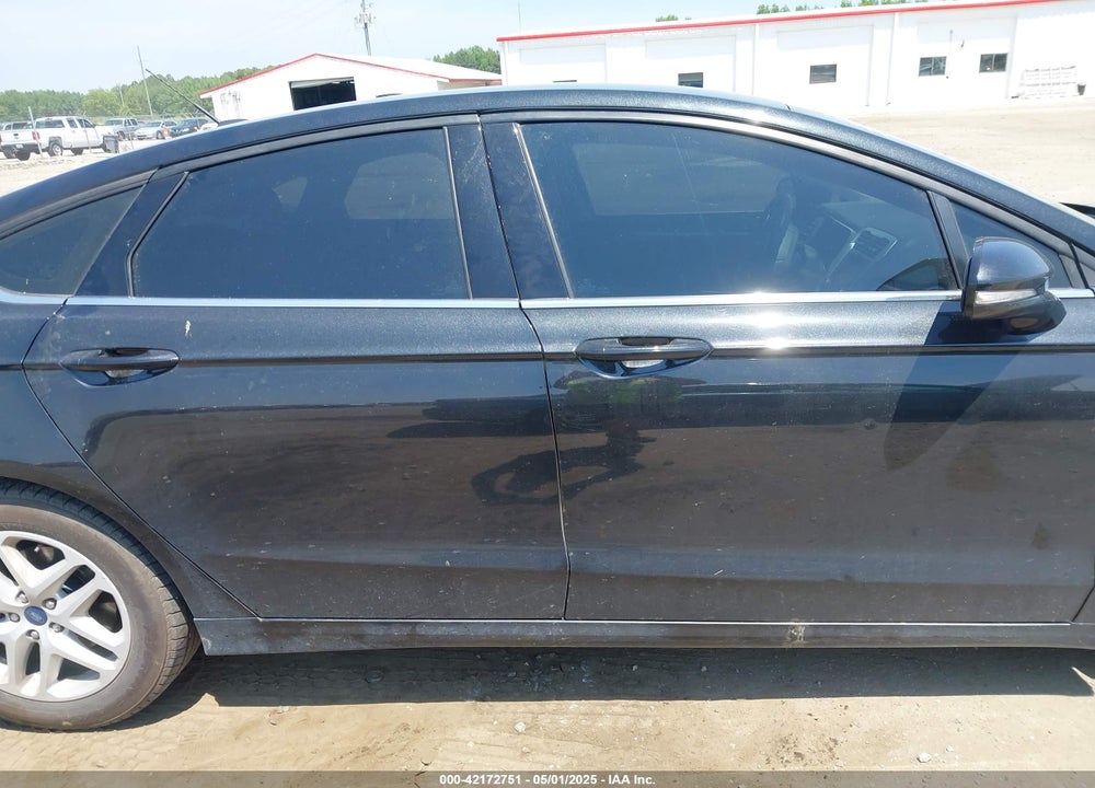 2015 FORD FUSION SE VIN: 3FA6P0HD3FR125991
