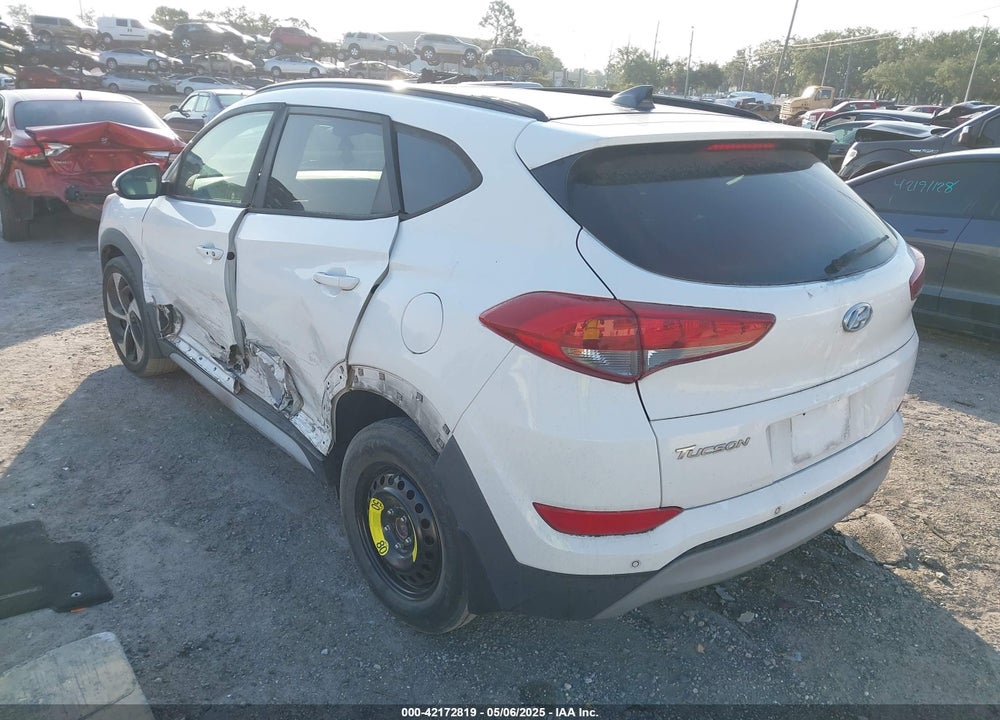 2018 HYUNDAI TUCSON VALUE VIN: KM8J33A2XJU648190