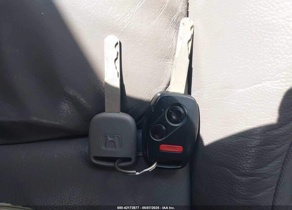 2008 HONDA CR-V VIN: JHLRE48708C035913