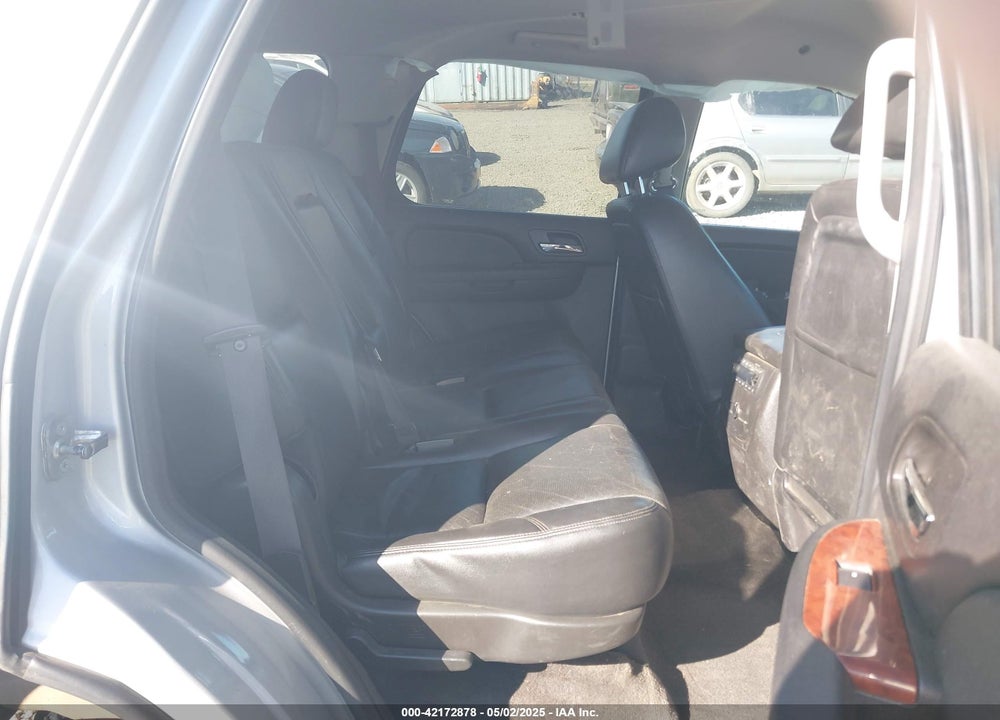 2013 CHEVROLET TAHOE LTZ VIN: 1GNSKCE08DR320916