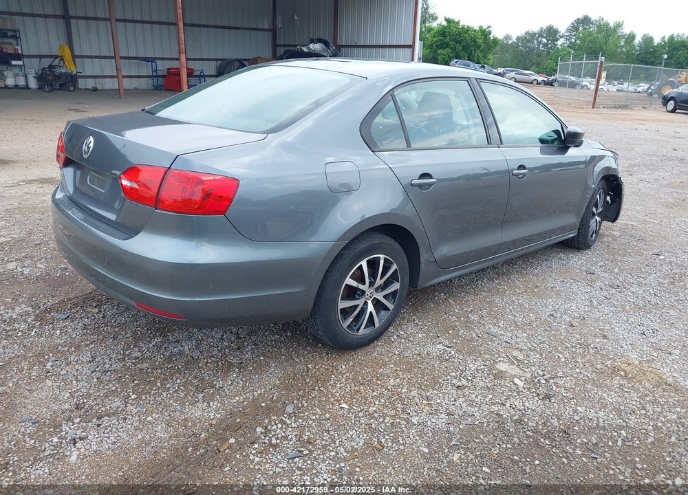 2013 VOLKSWAGEN JETTA VIN: 3VW2K7AJ5DM369293