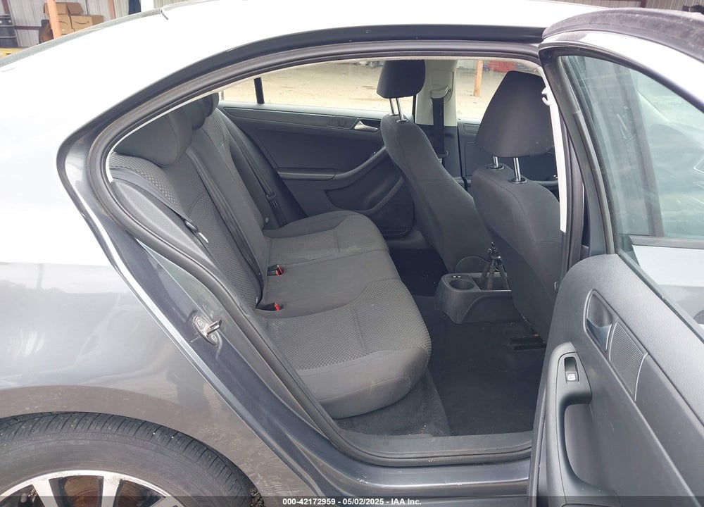 2013 VOLKSWAGEN JETTA VIN: 3VW2K7AJ5DM369293