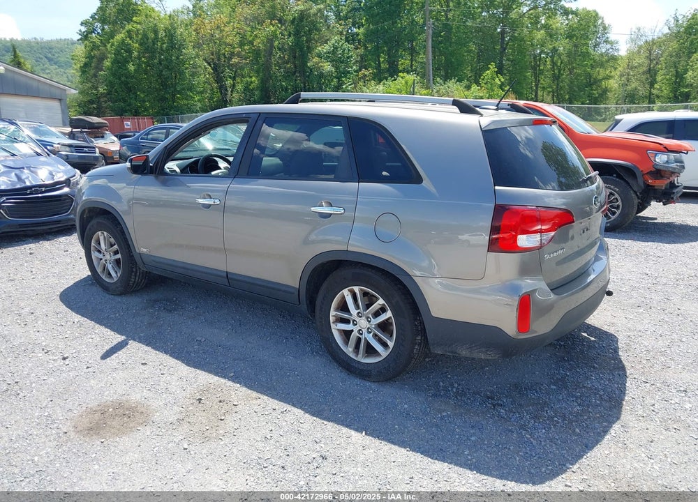 2015 KIA SORENTO VIN: 5XYKTCA67FG654369