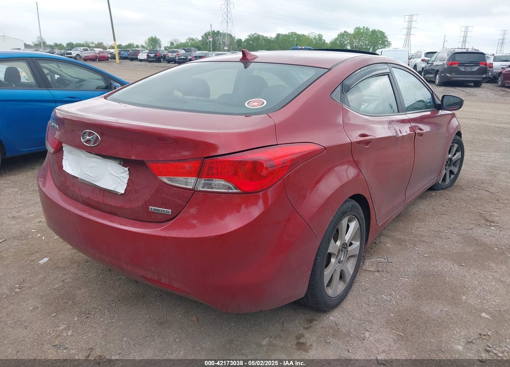 2012 HYUNDAI ELANTRA VIN: KMHDH4AE7CU318637