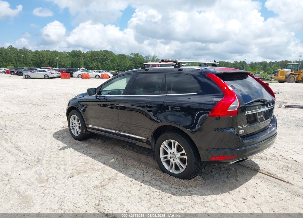 2015 VOLVO XC60 3.2 PLATINUM VIN: YV4952RD4F2596511