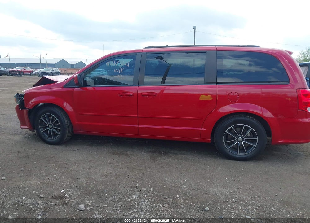 2016 DODGE GRAND CARAVAN VIN: 2C4RDGEG8GR265842