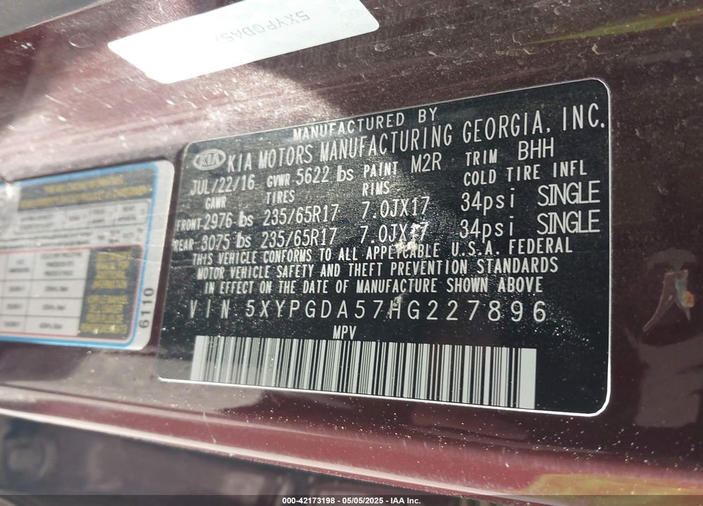 2017 KIA SORENTO 3.3L LX VIN: 5XYPGDA57HG227896