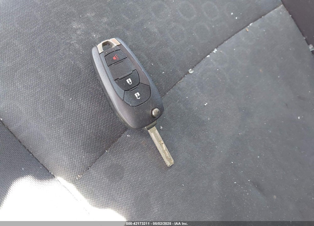 2019 CHEVROLET TRAX VIN: 3GNCJNSB2KL237382