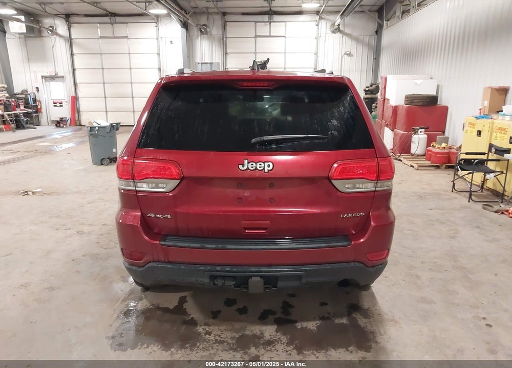 2015 JEEP GRAND CHEROKEE LAREDO VIN: 1C4RJFAG3FC804738