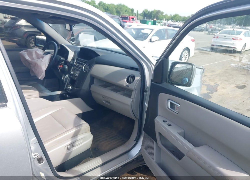 2012 HONDA PILOT EX-L VIN: 5FNYF3H68CB014083