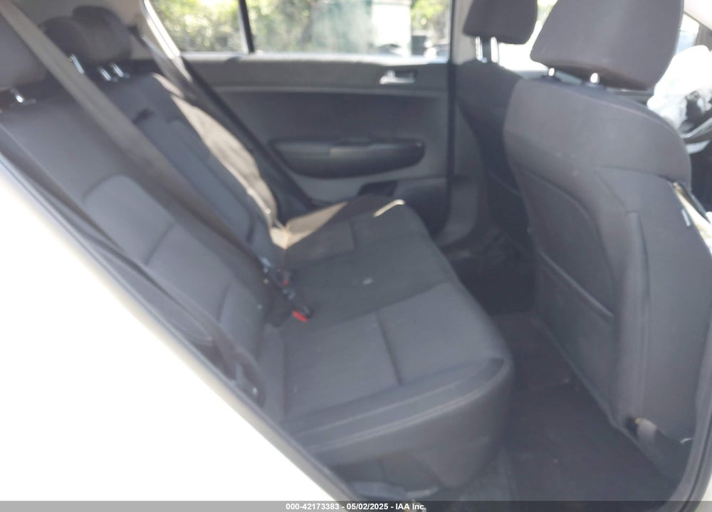 2021 KIA SPORTAGE LX VIN: KNDPM3AC1M7894309