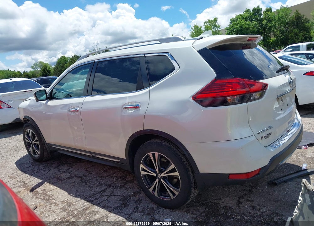 2017 NISSAN ROGUE VIN: 5N1AT2MV1HC794980
