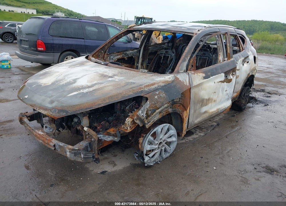 2017 HYUNDAI TUCSON VIN: KM8J3CA48HU470145