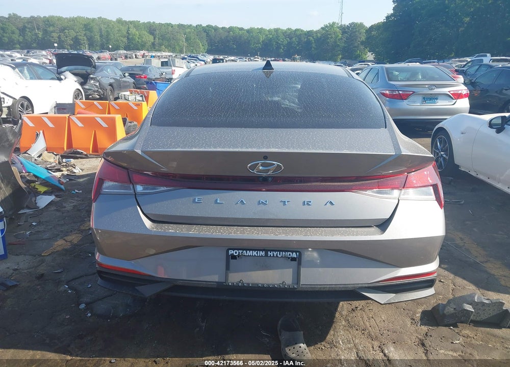2021 HYUNDAI ELANTRA SEL VIN: KMHLM4AG1MU140346