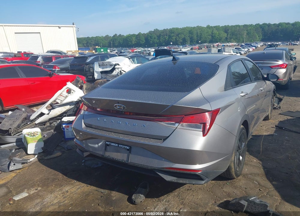 2021 HYUNDAI ELANTRA SEL VIN: KMHLM4AG1MU140346