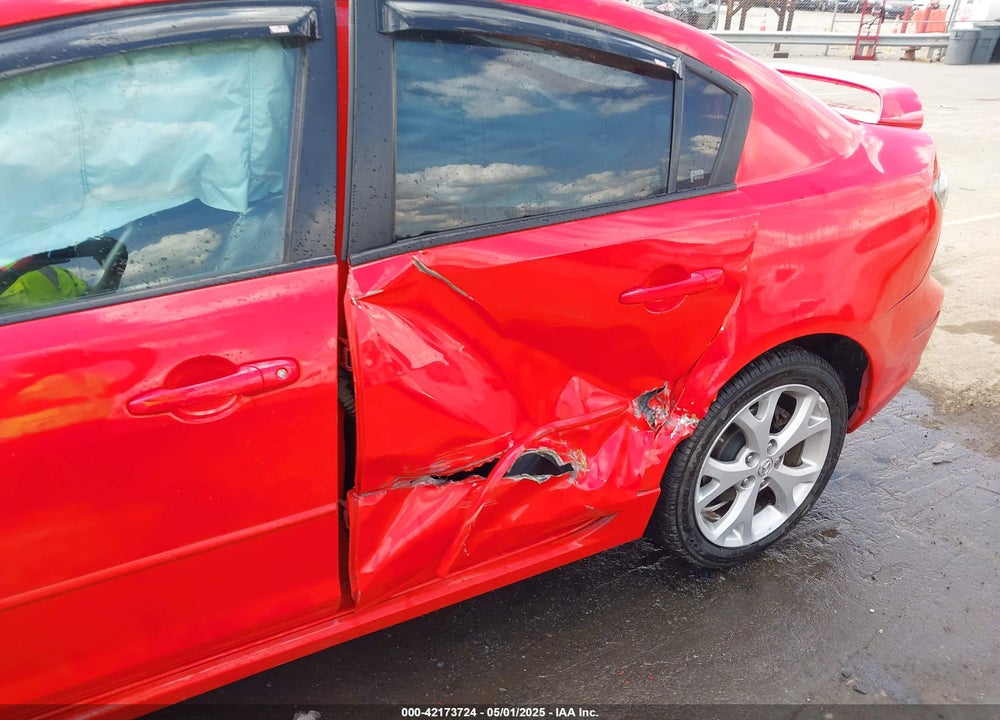 2008 MAZDA 3 S TOURING VIN: JM1BK323381798219