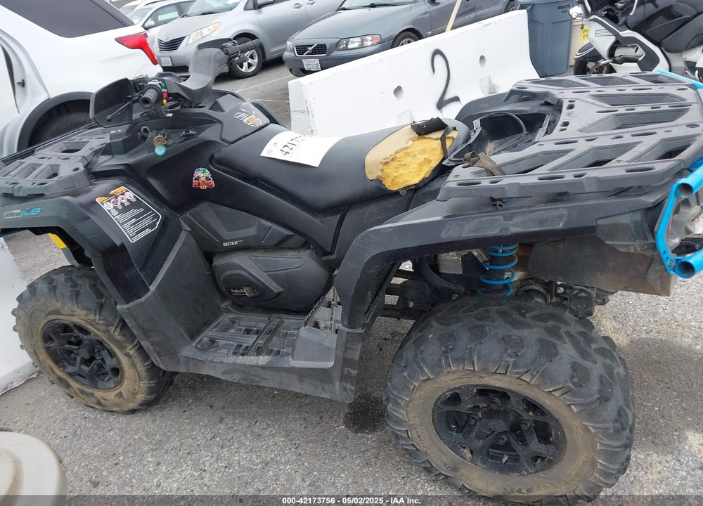 2016 CAN-AM OUTLANDER MAX XT 1000R/XT-P 1000R VIN: 3JBLPAX26GJ000909