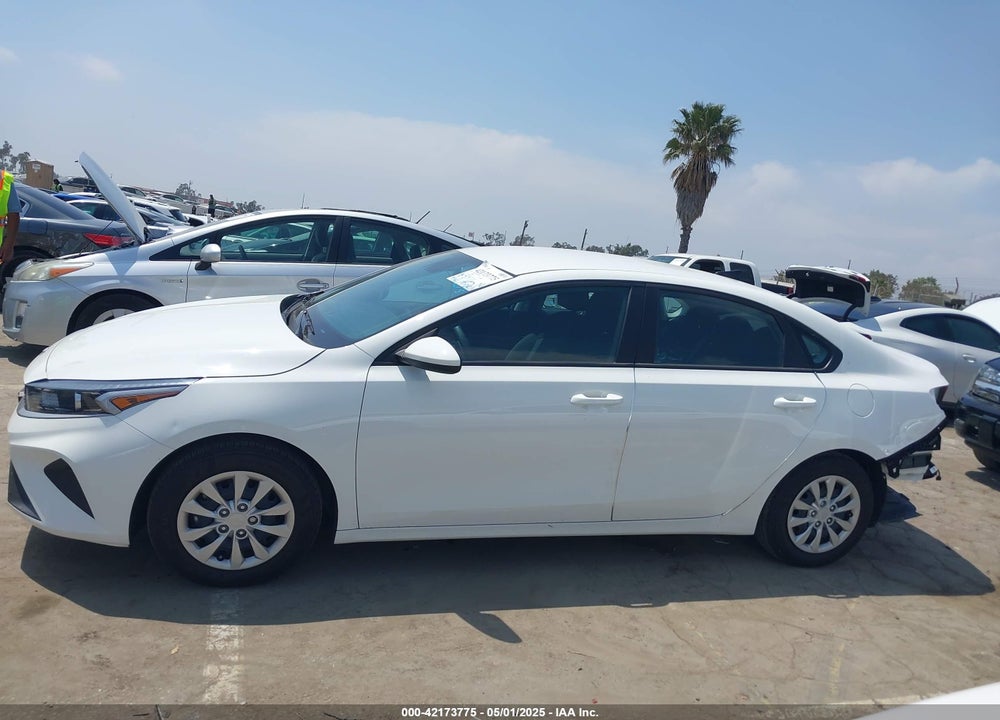 2023 KIA FORTE LX VIN: 3KPF24AD2PE642816