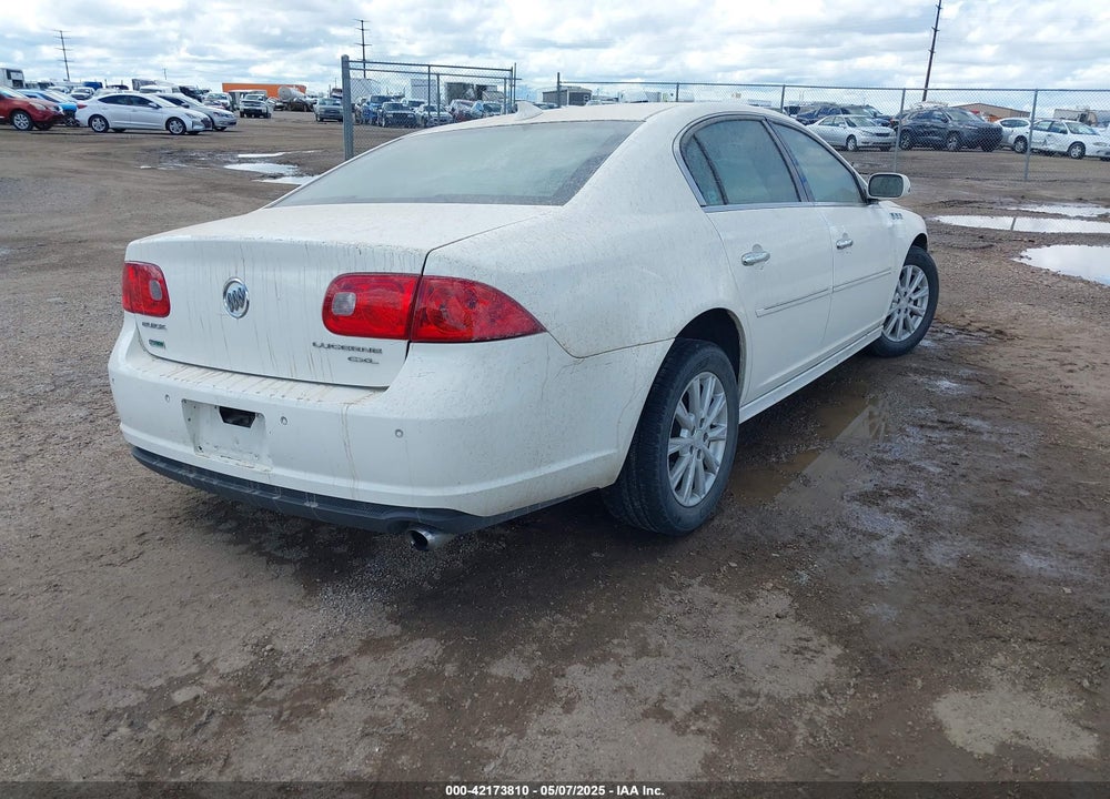 2011 BUICK LUCERNE VIN: 1G4HC5EM2BU142473