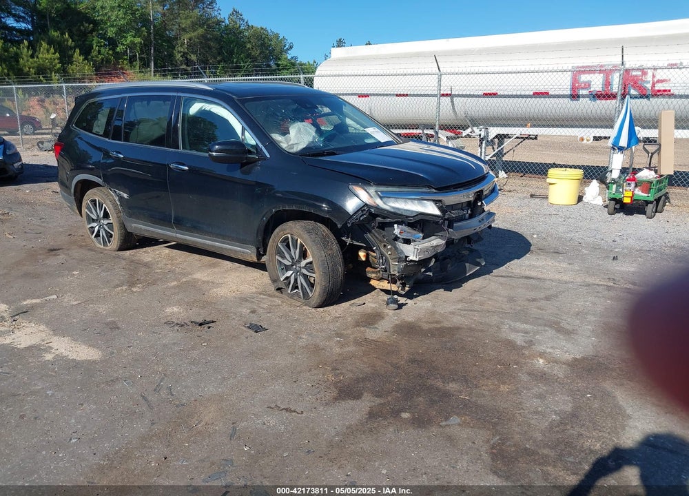 2019 HONDA PILOT TOURING VIN: 5FNYF5H95KB019150