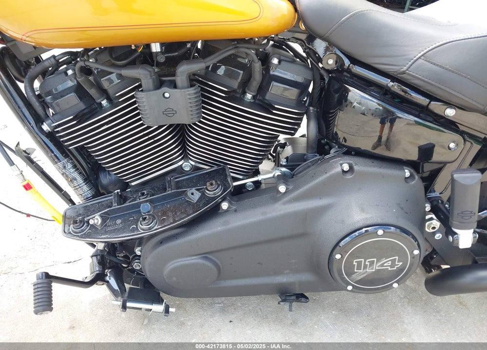 2023 HARLEY-DAVIDSON FLHCS VIN: 1HD1YBK16PB036738