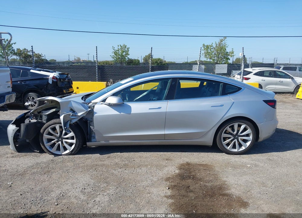 2018 TESLA MODEL 3 VIN: 5YJ3E1EB4JF091128