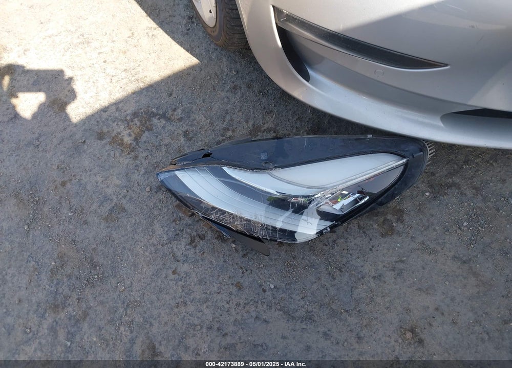 2018 TESLA MODEL 3 VIN: 5YJ3E1EB4JF091128