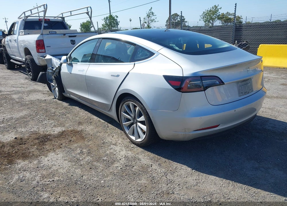 2018 TESLA MODEL 3 VIN: 5YJ3E1EB4JF091128