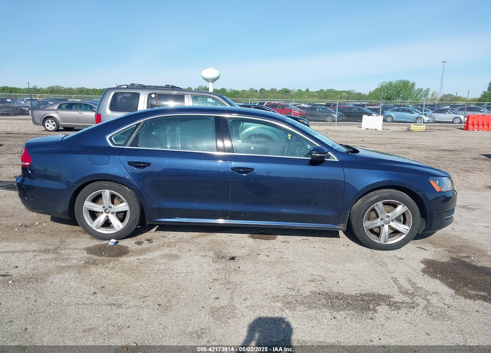 2012 VOLKSWAGEN PASSAT VIN: 1VWBH7A3XCC043019