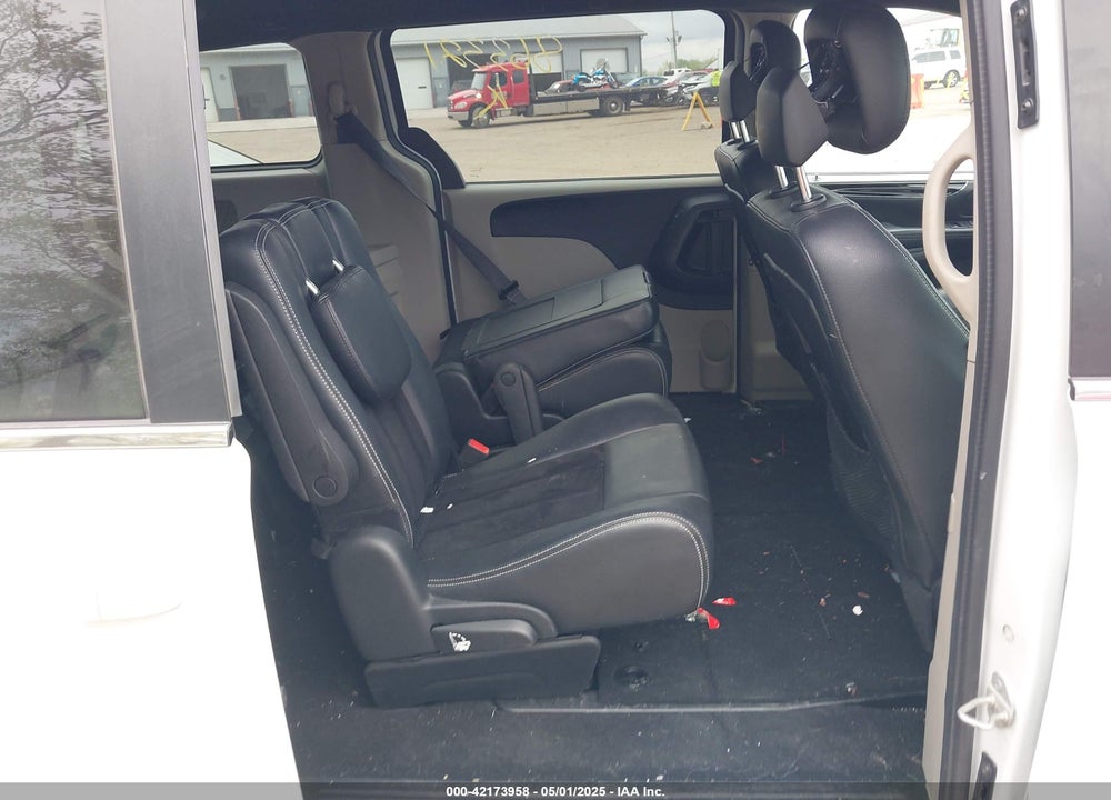 2017 DODGE GRAND CARAVAN SXT VIN: 2C4RDGCG6HR863321