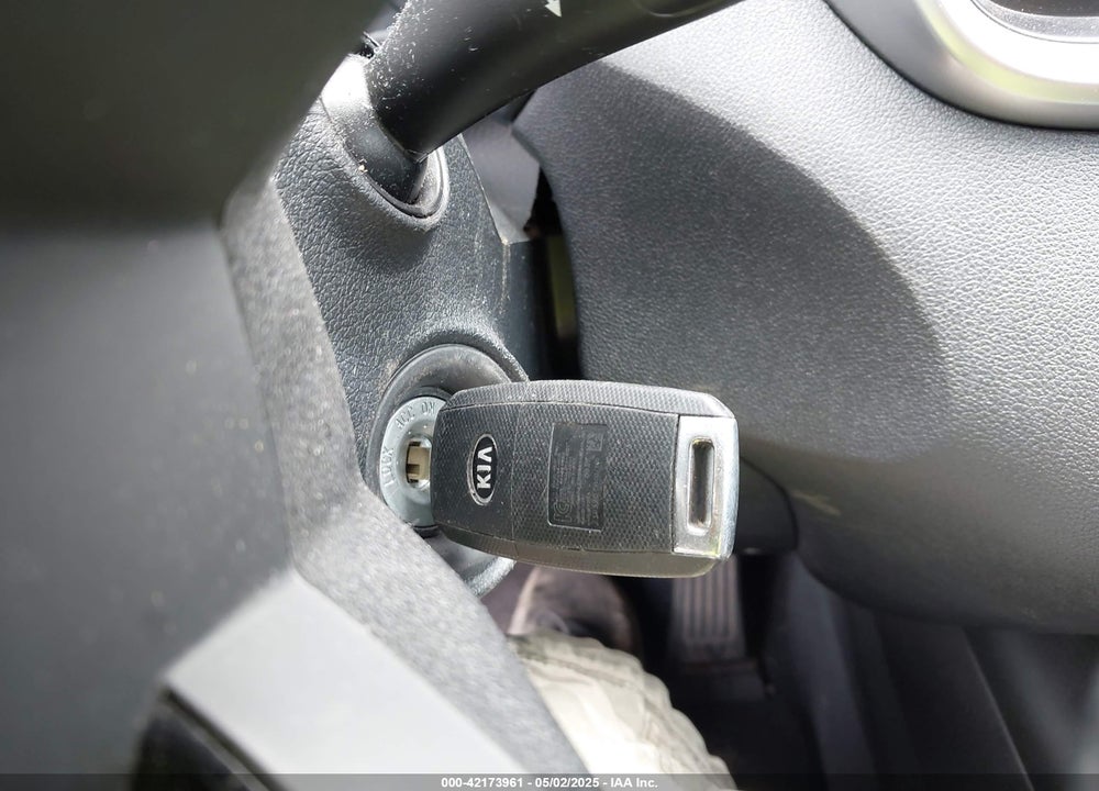 2020 KIA SORENTO VIN: 5XYPG4A36LG682603