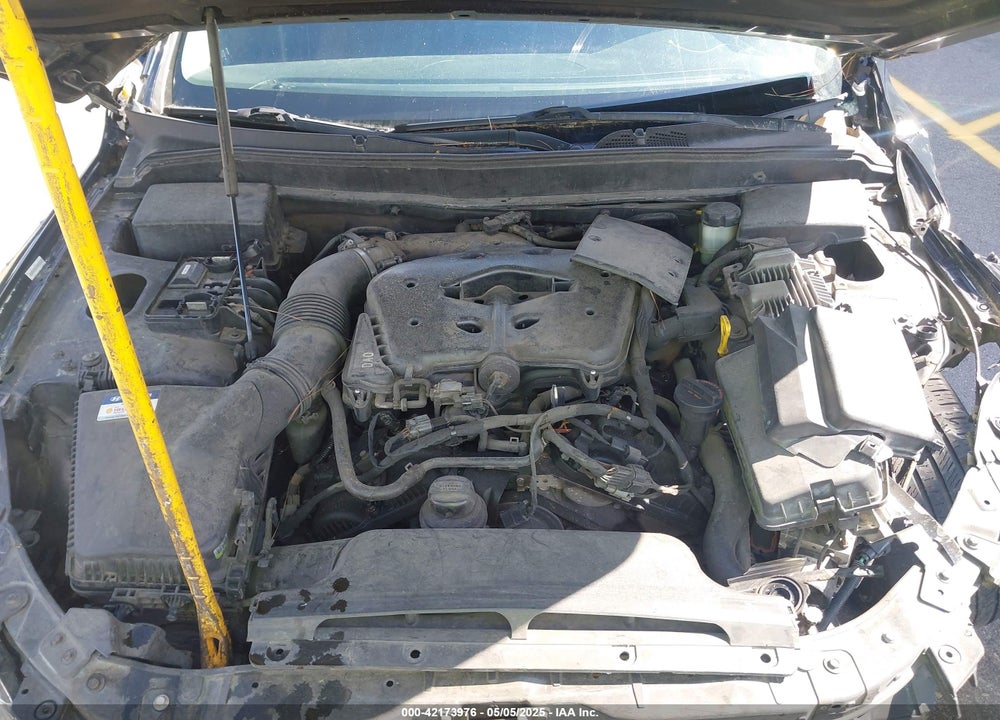 2013 HYUNDAI GENESIS VIN: KMHGC4DD9DU221312