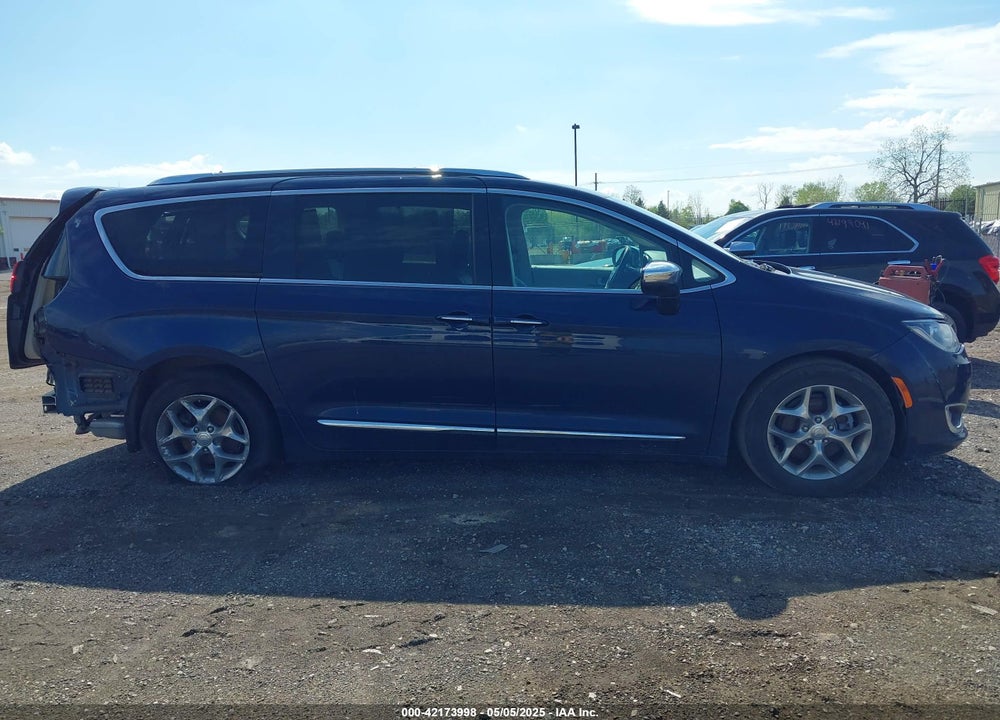 2019 CHRYSLER PACIFICA LIMITED VIN: 2C4RC1GG2KR655440