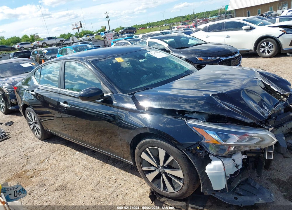2022 NISSAN ALTIMA SV FWD VIN: 1N4BL4DV0NN369132