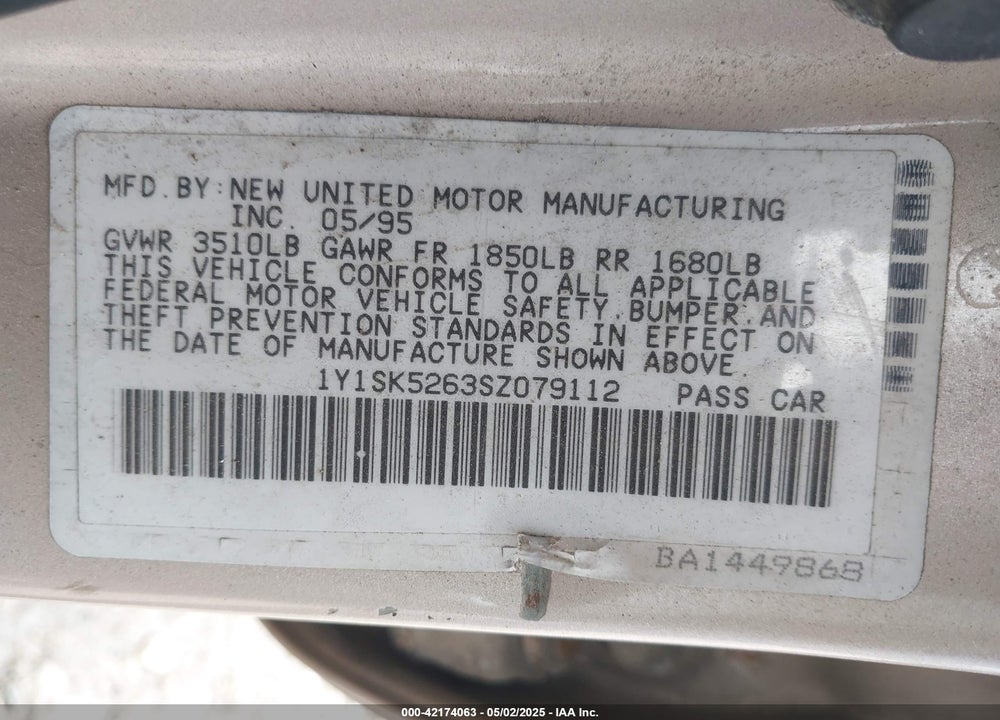 1995 GEO PRIZM LSI VIN: 1Y1SK5263SZ079112
